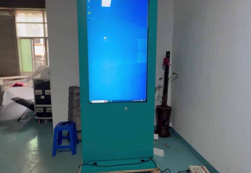 Outdoor 43 to 86 Inch Floor Standing 2500nits Kiosk